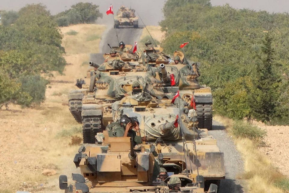 Guardas da Turquia matam pelo menos 12 civis sírios