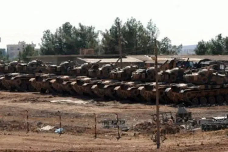 
	Tanques turcos: a a&ccedil;&atilde;o dos tanques turcos aconteceu depois que uma patrulha de fronteira foi alvo de ataque com armas leves vindo da S&iacute;ria, acrescentou a emissora (AFP)