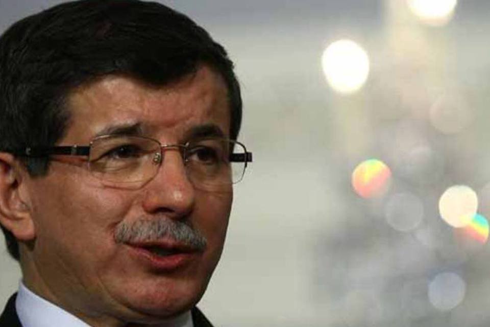 Turquia acusa Assad de limpeza étnica na Síria