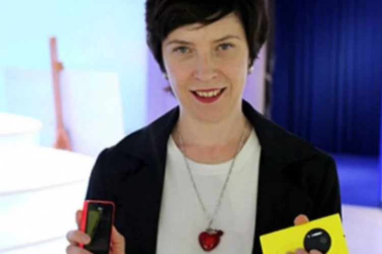 Tuula Rytilä: para ela, a Microsoft utilizará a experiência da Nokia no mercado de feature phones para criar melhores oportunidades para os consumidores (Reprodução)