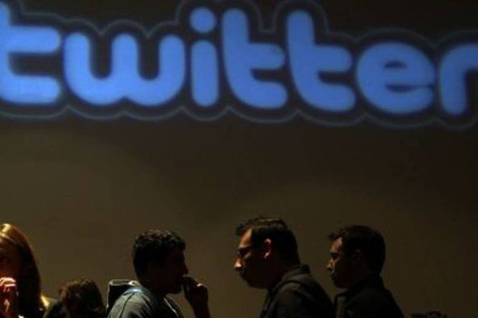 Twitter espera centenas de anunciantes