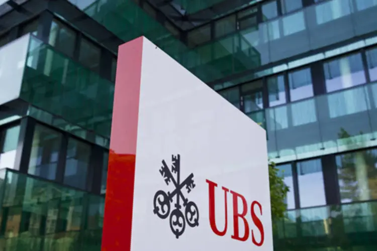 UBS é um entre os 18 bancos acusados pela FHFA de darem informações erradas sobre a qualidade do lastro de títulos do mercado imobiliário no período que antecedeu a crise financeira (Bloomberg)