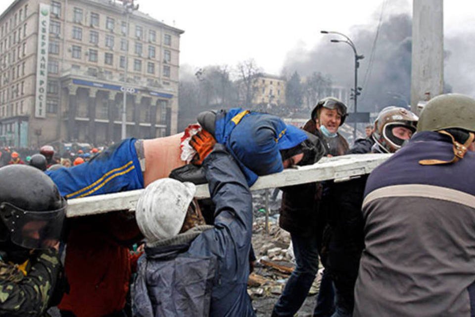 Sobe para 28 o número de mortos nos distúrbios na Ucrânia
