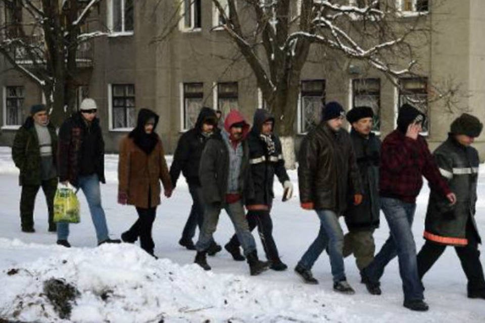 Ucrânia e separatistas pró-russos trocam prisioneiros
