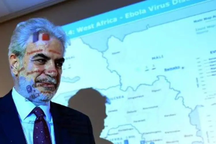 O coordenador da União Europeia para o combate ao ebola, Christos Stylianides: "os resultados da epidemia são realmente assustadores" (Emmanuel Dunand/AFP)