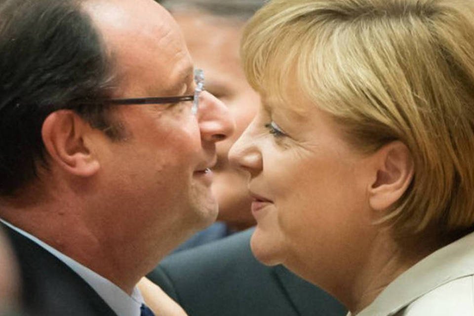 Hollande e Merkel se reunirão em Berlim na segunda-feira