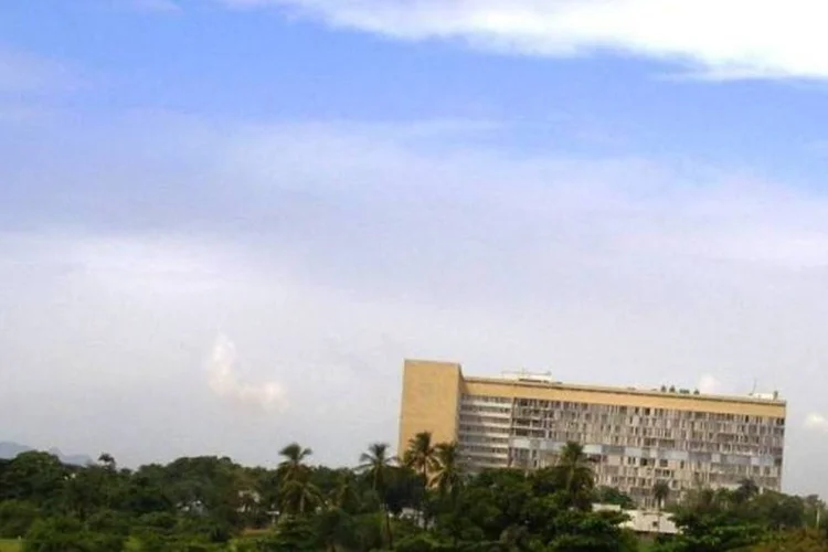
	Universidade Federal do Rio de Janeiro (UFRJ)
 (Wikimedia Commons)