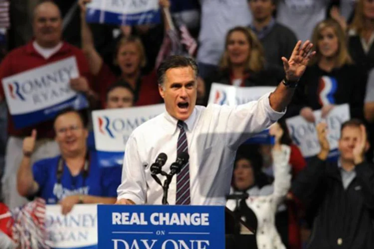 
	Romney em seu &uacute;ltimo dia de campanha: mais cedo, a rede de televis&atilde;o CNN j&aacute; havia projetado a vit&oacute;ria de Romney em Kentucky
 (Getty Images)