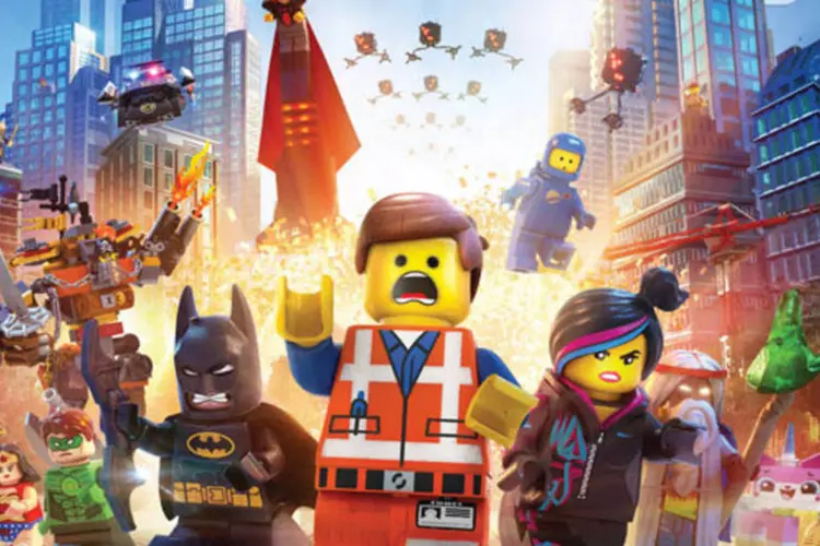 
	Cartaz do filme &quot;Uma Aventura Lego&quot;: segundo estimativas, vendas da companhia no pa&iacute;s devem crescer 30% neste ano
 (Divulgação / Warner Bros.)