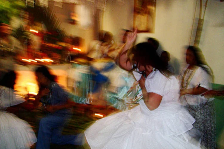 Praticantes de Umbanda (Aline Scaravelli/Flickr/Creative Commons/Divulgação)