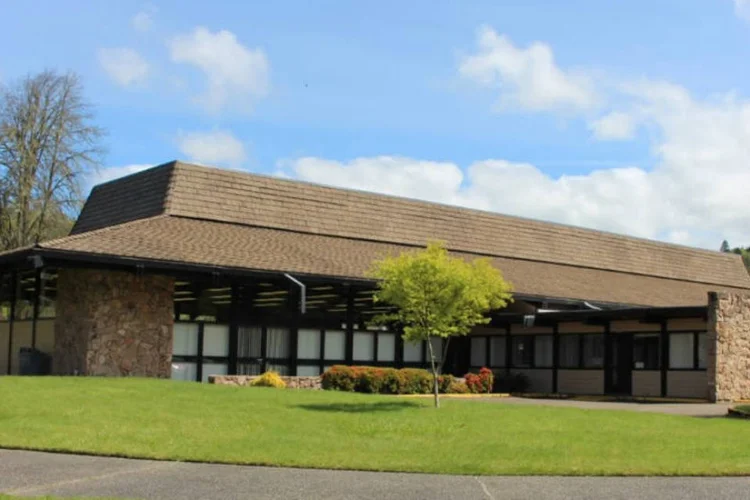 Umpqua Community College: informações da rede de notícias CNN dão conta de que atirador matou dez pessoas e feriou doze  (Google Maps)