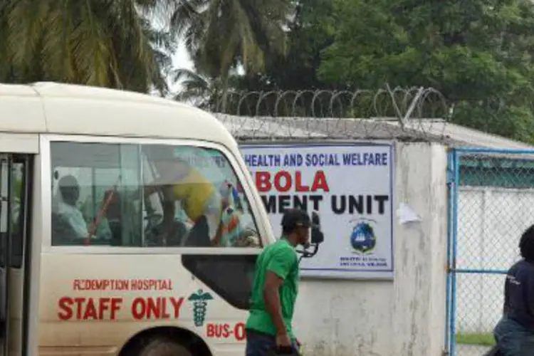 Unidade de saúde na Libéria: morreram 2.316 vítimas do ebola no país, diz a OMS (AFP)