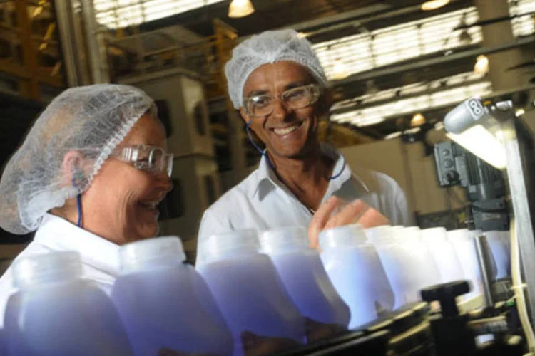 Fábrica da Unilever: investimento em inovação (Regis Filho)