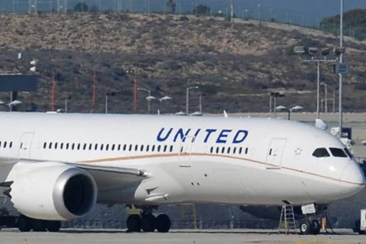 
	A Boeing disse que o 787-10 Dreamliner ser&aacute; seu avi&atilde;o mais eficientes em custos, otimizado para opera&ccedil;&otilde;es regionais, incluindo a &Aacute;sia
 (AFP/ Robyn Beck)