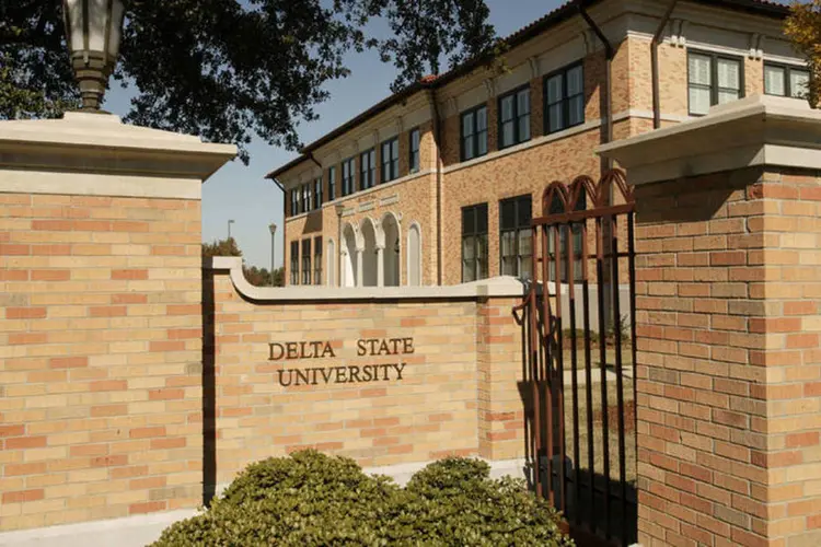 
	Vista da Universidade Delta, no Mississipi, Estados Unidos: universidade fechou ap&oacute;s detectar um indiv&iacute;duo armado e ind&iacute;cios de um tiroteio em suas instala&ccedil;&otilde;es
 (Divulgação / Delta State University)