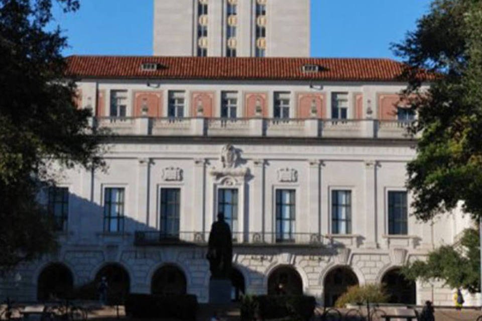 Universidade do Texas retira estátuas confederadas de seu campus