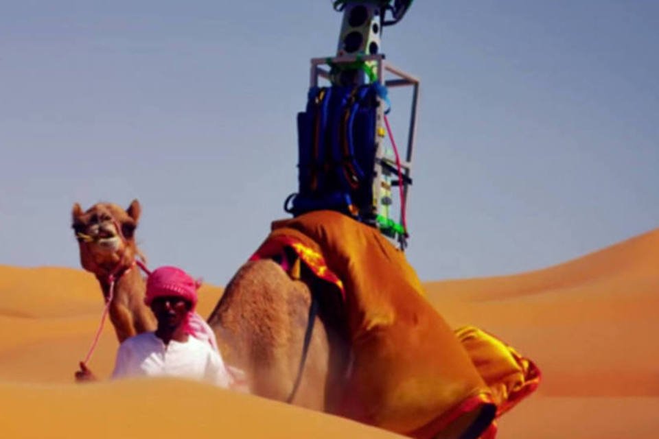 O Google usou um dromedário para tirar fotos de um deserto