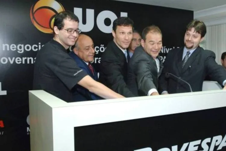 No final de julho, a Folhapar, controladora do UOL, anunciou oferta pública para comprar ações dos minoritários do portal e provedor de acesso (Divulgação/Bovespa)