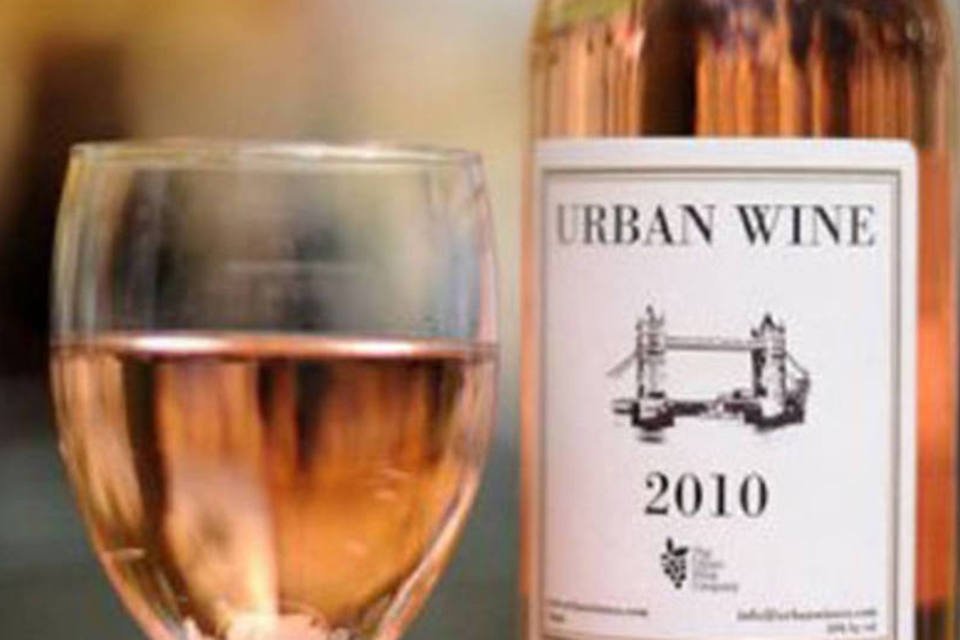A garrafa do Urban Wines: uma tonelada de uva em 2010 (Ben Stansall/AFP)