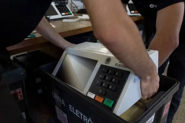 
	At&eacute; o momento, as elei&ccedil;&otilde;es n&atilde;o apresentaram problemas graves
 (Marcelo Camargo/Agência Brasil)