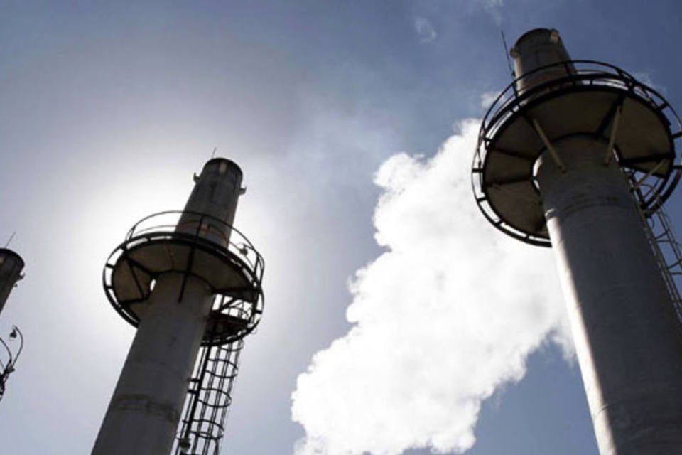 Irã e AIEA definem roteiro para inspeção do reator de Arak