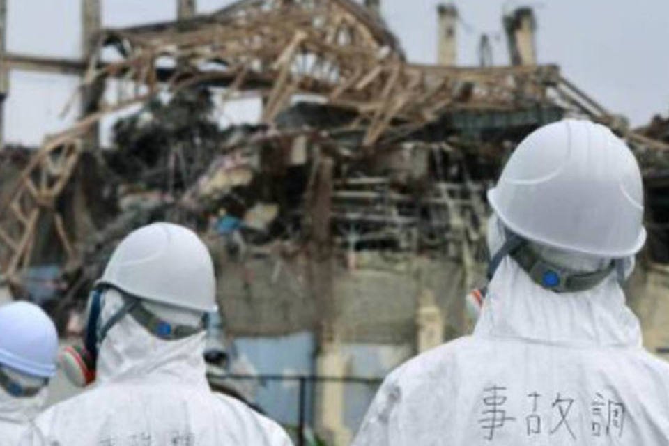 Evacuados de Fukushima processam operadora em 6 bi de ienes