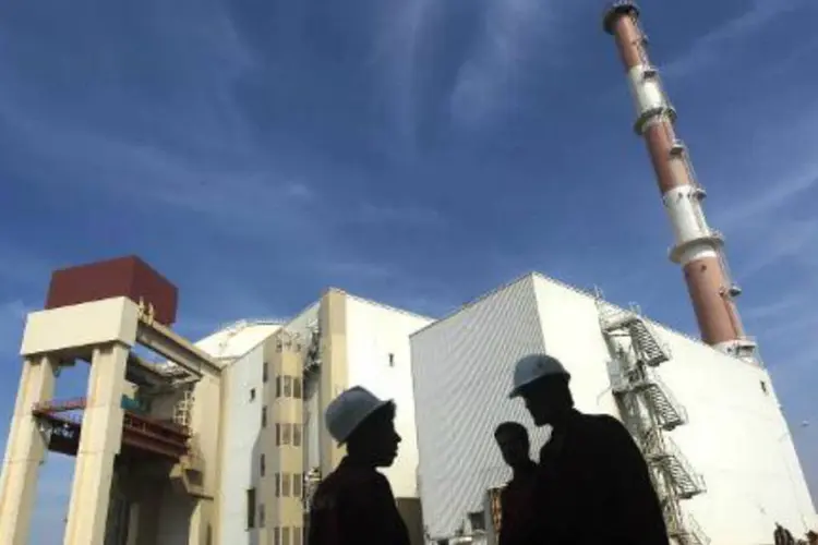 
	Usina nuclear no Ir&atilde;: o Ir&atilde; e as pot&ecirc;ncias do grupo 5+1 chegaram a um acordo final sobre o programa nuclear iraniano ap&oacute;s 22 meses de intensas negocia&ccedil;&otilde;es
 (AFP)
