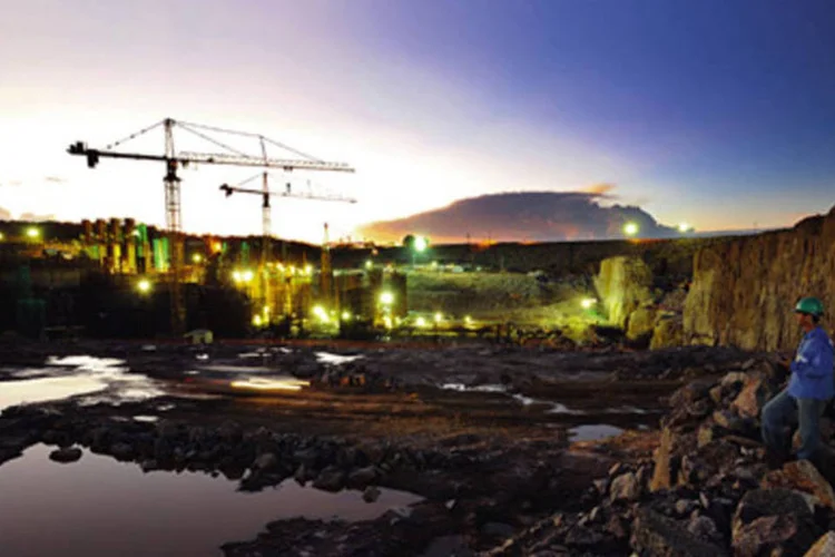 
	Obras da Usina de Santo Ant&ocirc;nio, em Rond&ocirc;nia: Odebrecht, Cemig e Andrade Gutierrez querem vender empreendimento para chinesas
 (Germano Lüders/EXAME)