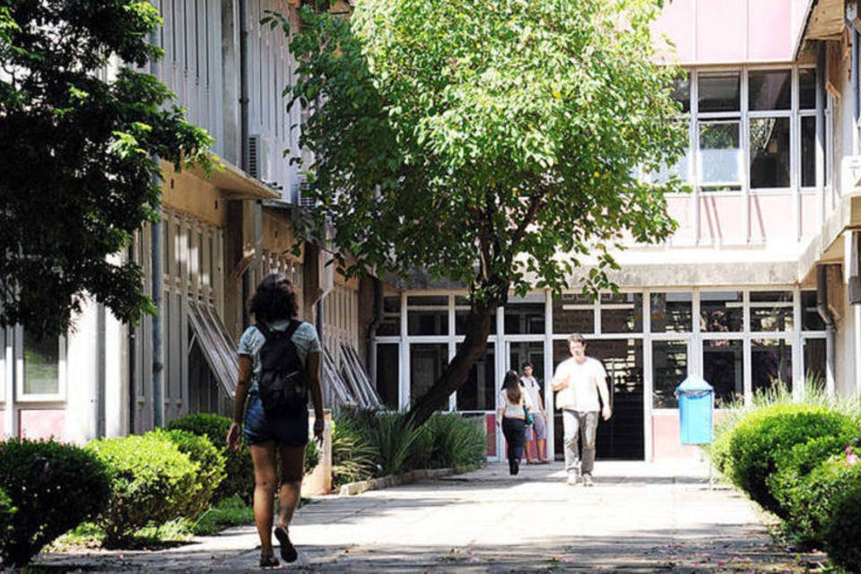 MEC suspende vestibular de 68 cursos com avaliação ruim