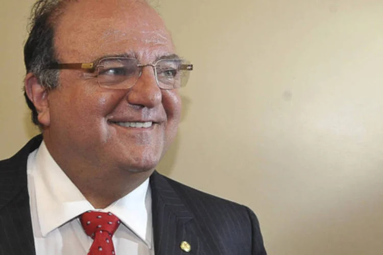 
	Vaccarezza: &quot;n&atilde;o fa&ccedil;o parte de esquema de pagamentos de propinas envolvendo a Petrobras ou outra empresa&quot;
 (Valter Campanato/ABr)