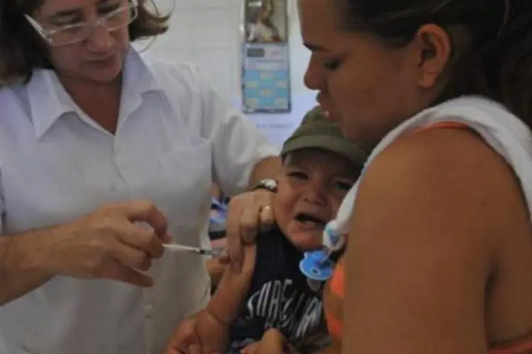
	O programa de vacina&ccedil;&atilde;o come&ccedil;ou na &uacute;ltima segunda-feira (4) e segue at&eacute; o pr&oacute;ximo dia 22
 (Arquivo/Agência Brasil)