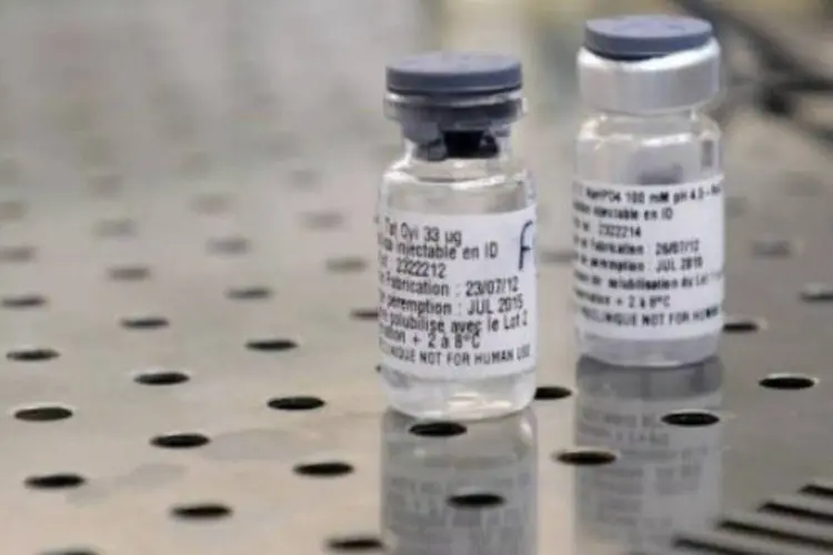 
	Vacina contra Aids: a t&eacute;cnica pode inibir uma ampla categoria de muta&ccedil;&otilde;es do v&iacute;rus, dizem cientistas
 (Anne-Christine Poujoula/ AFP)