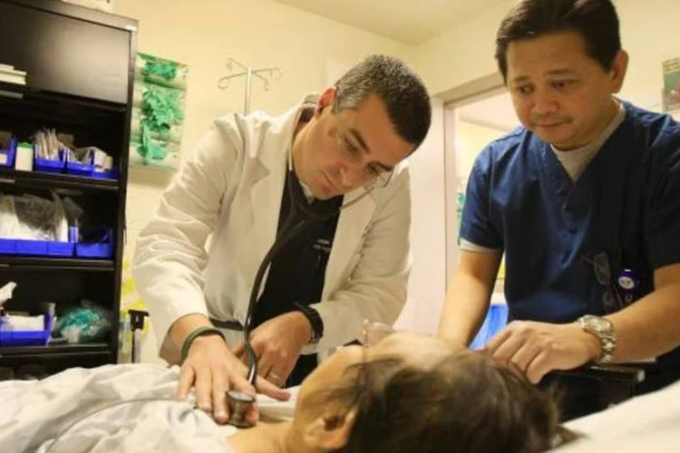 
	M&eacute;dicos: m&eacute;dicos t&ecirc;m at&eacute; quinta-feira (10) para apresentar justificativa da falta. Caso n&atilde;o apresentem, ser&atilde;o penalizados, podendo at&eacute; ser exonerados do cargo
 (Getty Images/EXAME.com)