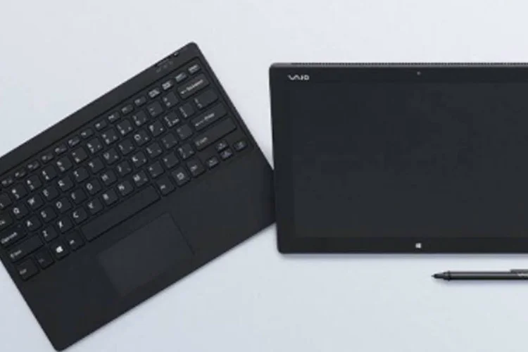 Vaio Prototype Tablet PC: ele deve chegar apenas ao mercado japonês em maio de 2015 (Divulgação/Vaio)