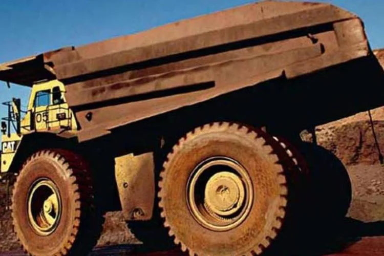 Caminhão da Vale: lucro da mineradora foi maior que a do Walmart (Divulgação)