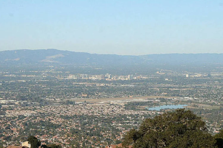 
	A regi&atilde;o do Vale do Sil&iacute;cio, na costa oeste americana: Objetivo &eacute; ajudar as startups do Brasil a ter um melhor acesso &agrave; rede de mentores, parceiros e investidores da regi&atilde;o
 (Wikimedia)
