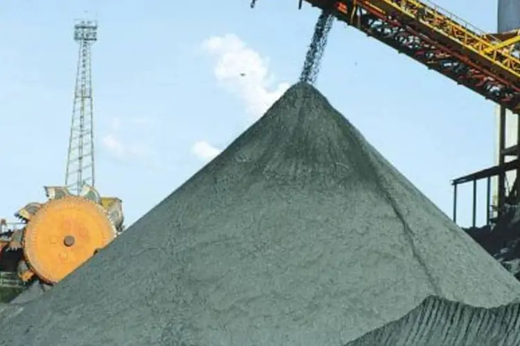 Minério de ferro com entrega à vista superou na quarta-feira a marca de 70 dólares por tonelada (.)