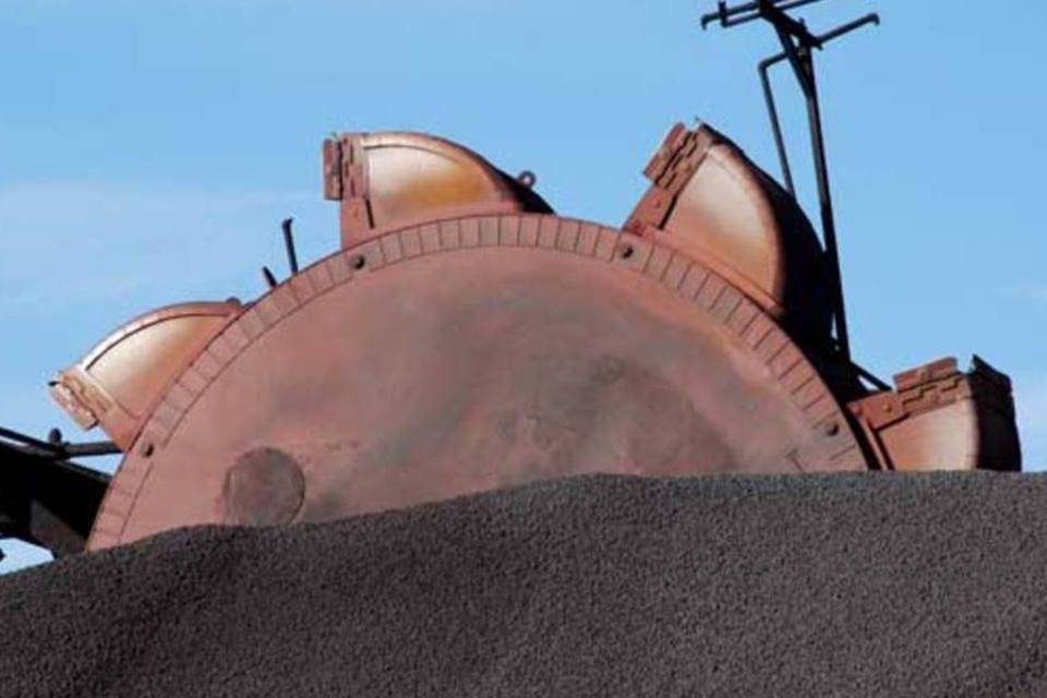 Austrália reduz projeção de preços do minério de ferro