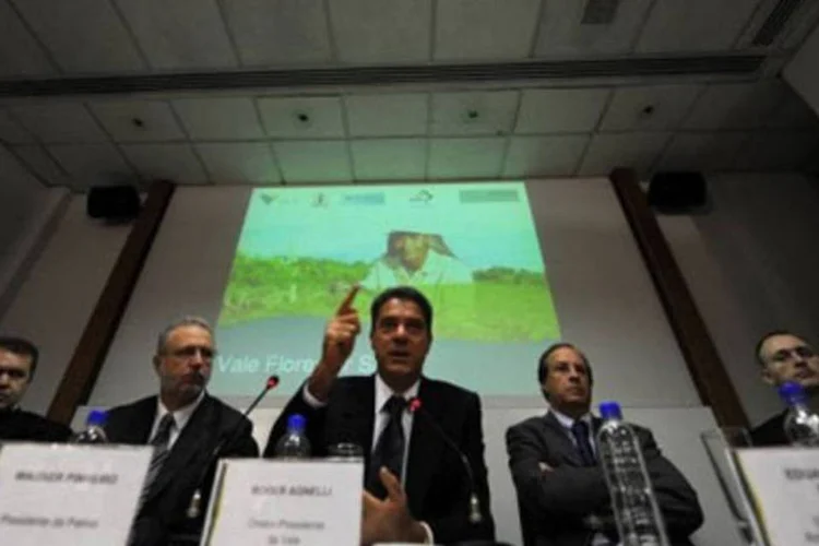 Vale critica oposição e diz que produzirá minério na Guiné em 2012 (.)