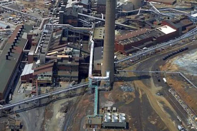 Mina de níquel em Sudbury: a greve durou um ano e foi a mais longa na história desse complexo minerador  (.)