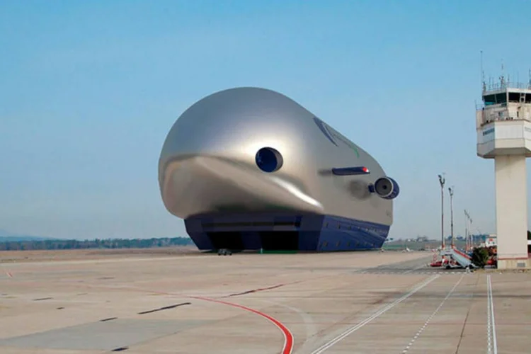 
	Zepelim do futuro: para especialista, dirig&iacute;vel hightech &eacute; alternativa mais eficiente e menos poluente que avi&otilde;es e caminh&otilde;es para transportar cargas.
 (VariaLift)