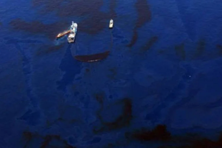 Companhia BP, responsável pela plataforma que provocou vazamento, admitiu fracasso na tentativa de conter vazamento (.)