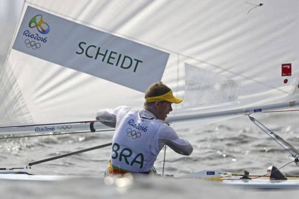 Scheidt termina em 4º lugar e fica sem medalha pela 1ª vez