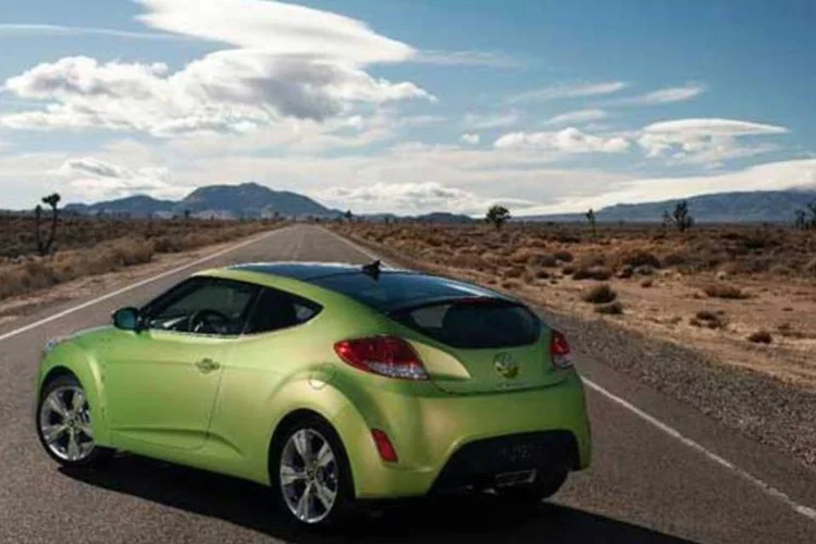 Veloster levou 12,8 segundos na prova de aceleração de 0 a 100 km/h. Isso, por exemplo, que o coloca em desvantagem contra um Honda City automático, que utiliza motor 1.5 (Divulgação)