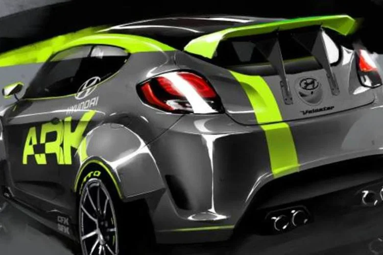 Versão rali do Veloster traz acessórios aerodinâmicos e interior de carro de corrida (Divulgação)