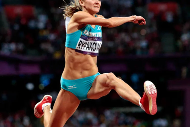 A cazaque Olga Rypakova, vencedora do salto triplo feminino: a última medalha de ouro do Cazaquistão, até o momento, foi conquistada por Olga Rypakova (Adam Pretty/ Getty Images)