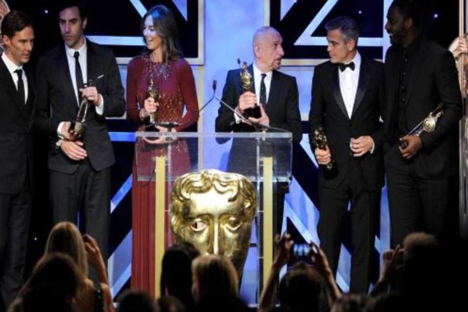 Clooney e Cumberbatch são homenageados com prêmios Britannia