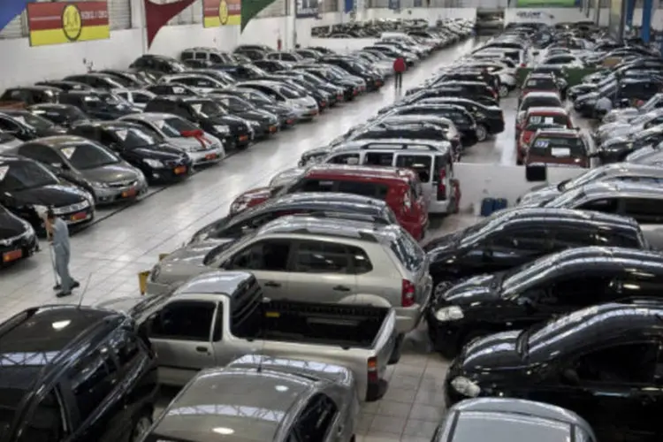 
	Carros: a produ&ccedil;&atilde;o de autom&oacute;veis aumentou 7,7% em janeiro, com 279.332 novas unidades saindo das montadoras.
 (Marcelo Camargo/ABr)