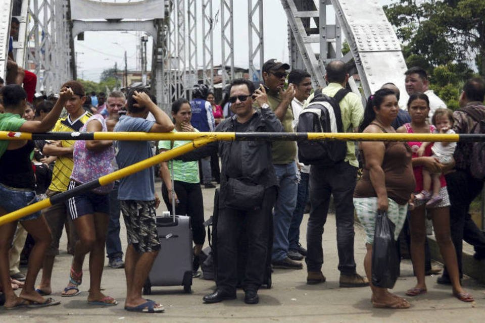 Venezuela fecha novos pontos da fronteira com a Colômbia