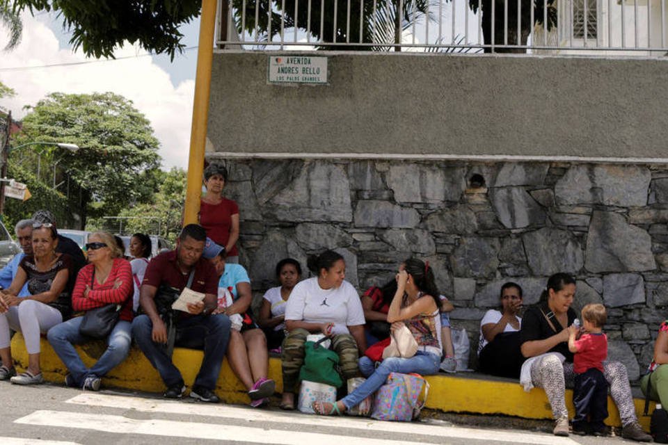 A caça desesperada por comida na Venezuela - em 30 dias